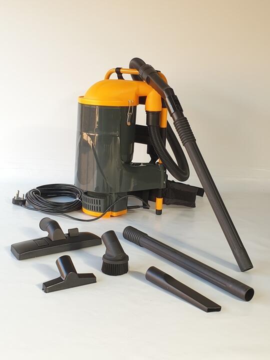 Carry-on-back vacuum cleaner