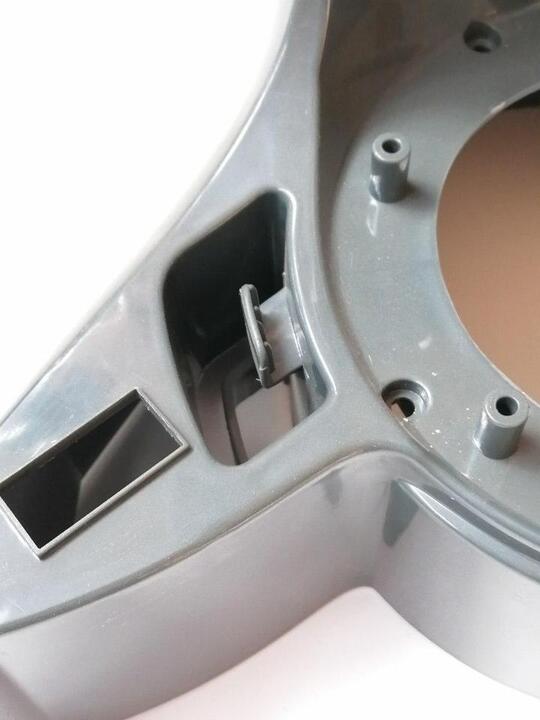 Plastic base for the back-vac