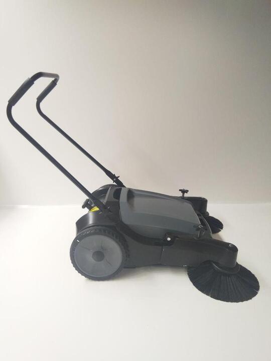 Floor Sweeper With Side Brushes