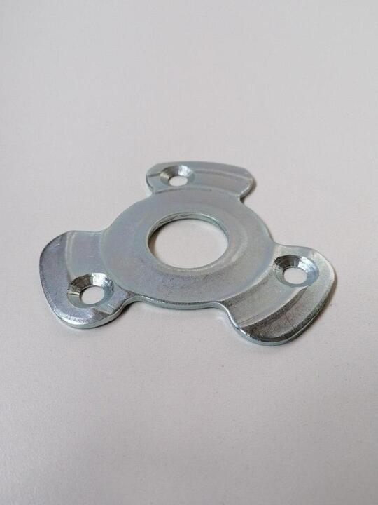 Drive Plate for the metal catchplate of the scrubbing machine