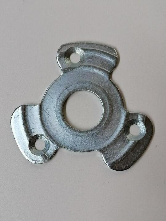 Drive Plate for the metal catchplate of the scrubbing machine