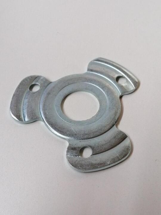 Drive Plate for the metal catchplate of the scrubbing machine