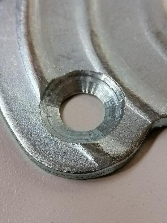 Drive Plate for the metal catchplate of the scrubbing machine