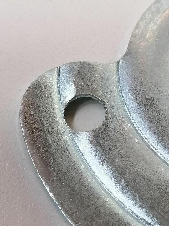 Drive Plate for the metal catchplate of the scrubbing machine