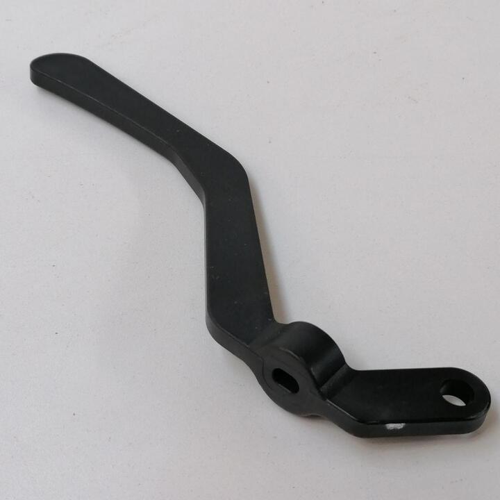 Hinge for the handle of the scrubbing machine