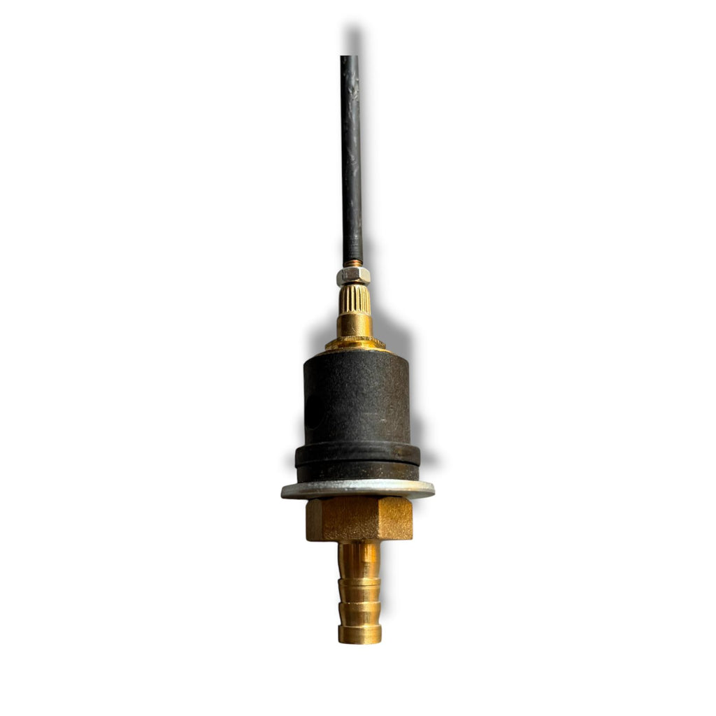 Tap and rod with handle for the scrubbing machine tank