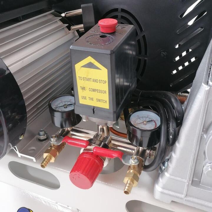 Belt-driven Compressor with 50 liter capacity