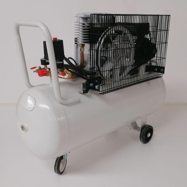 Belt-driven Compressor with 100 liter capacity