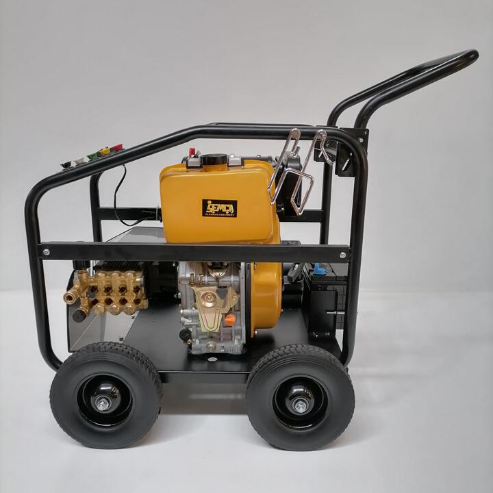 High Pressure Washer 10 Horsepower Diesel