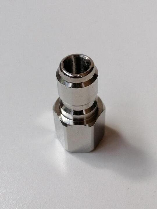 Quick connector male - 3/8" female for the high-pressure