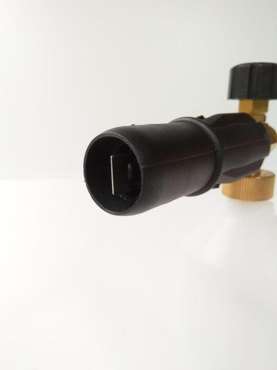Foamer with Adjustable Inlet for the High Pressure