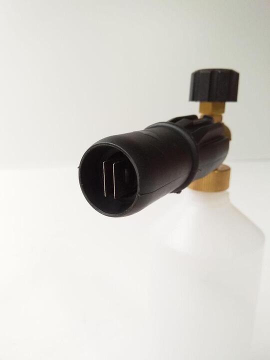Foamer with Adjustable Inlet for the High Pressure