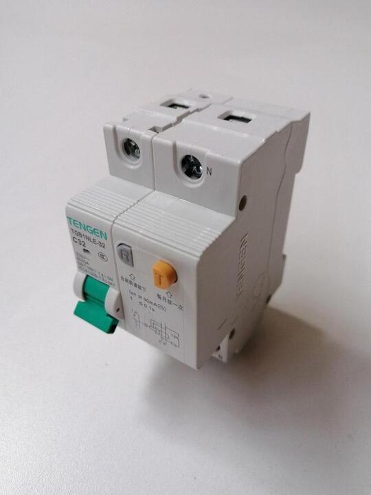 Trip switch for the 2.2kW / 3kW high pressure machines