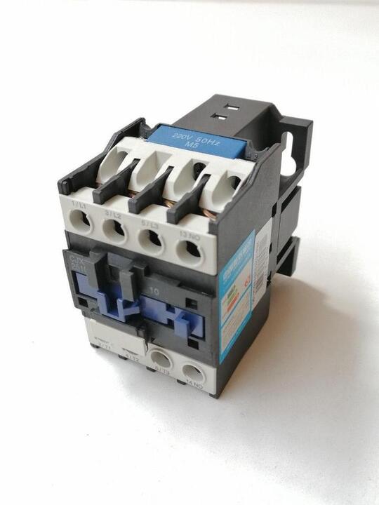 Contactor for the 2.2kW and 3kW High Pressure Machines