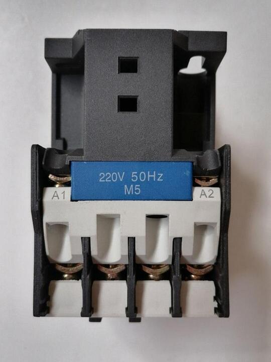 Contactor for the 2.2kW and 3kW High Pressure Machines