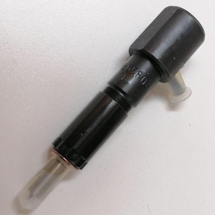 Diesel Injector for the 10HP diesel engine