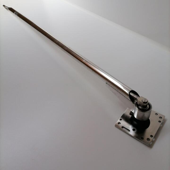 Swivel Boom with single outlet