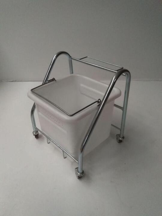 20L white buckets with steel trolley frame