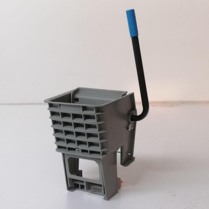 36L Grey Plastic Wringer