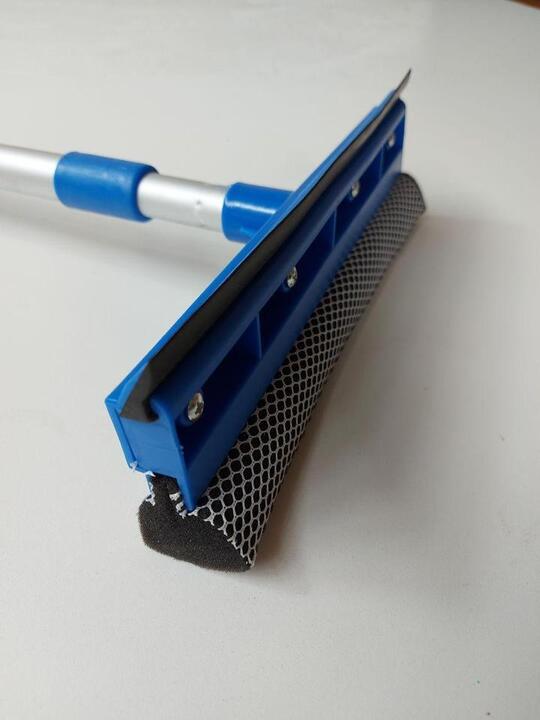 Window Washer Extendible Blue