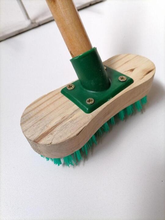 BRUSH SCRUB & HANDLE (CHUBBY)