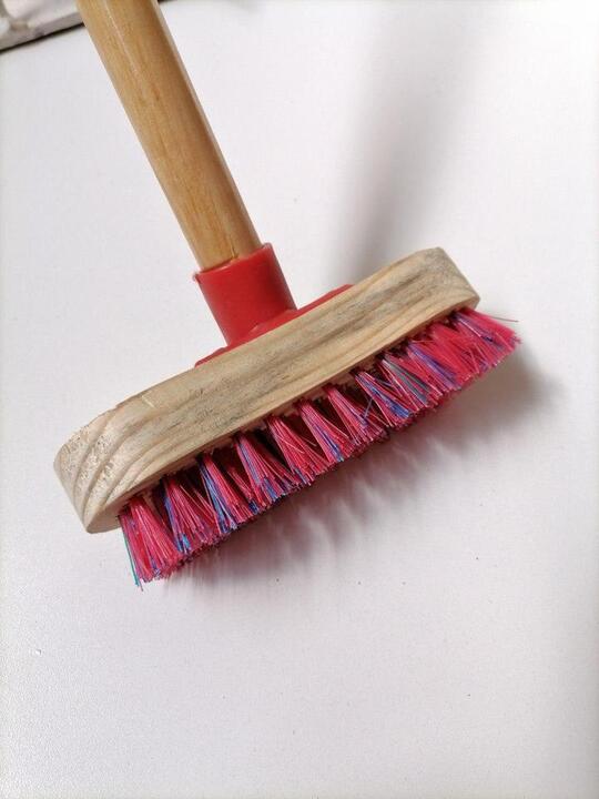 BRUSH SCRUB & HANDLE (CHUBBY)