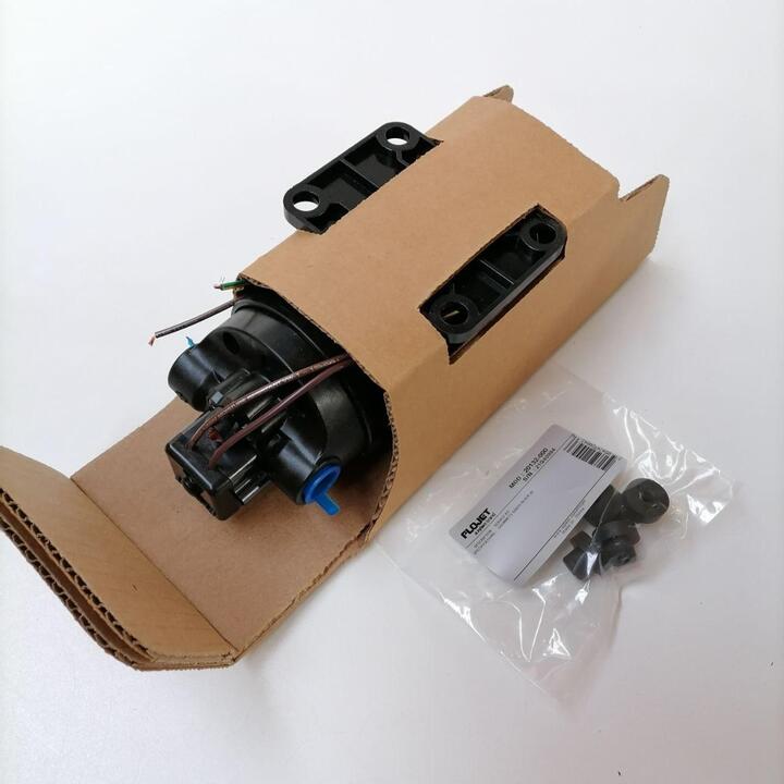 Flojet Pump 60PSI D3732E5011A for the Carpet Cleaning Machine