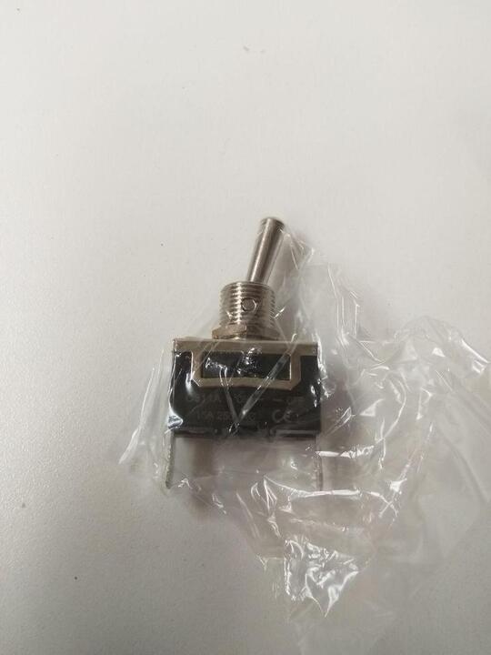 Toggle Switch for the K35X Carpet Cleaning Machines