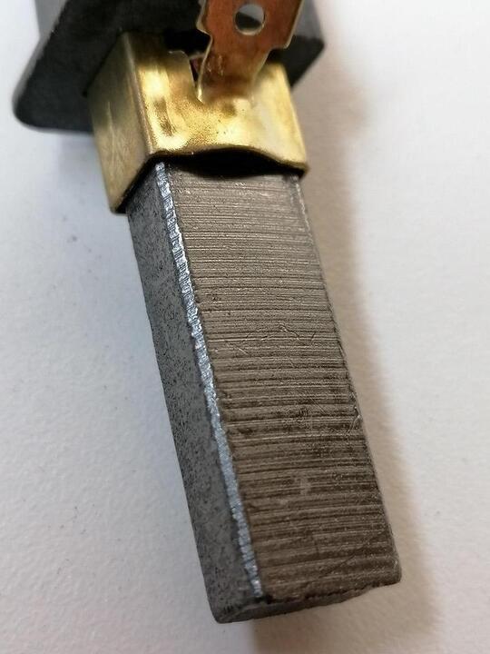 Black Carbon Brush 220V