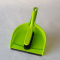 Scoop with handheld brush green