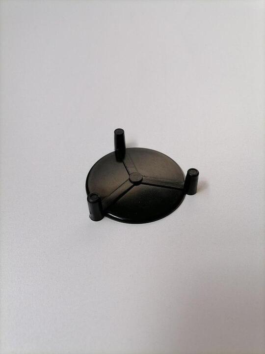 Three-Legged Fitting for 70L / 80L vacuum cleaners (NO. 10 / 11)