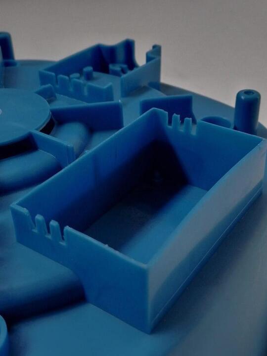 Blue Motor Cover for the 15L / 30L vacuum cleaners (NO. 6)