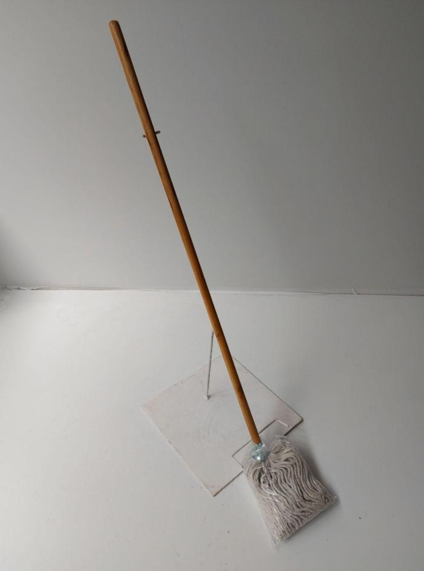 Round Mop 400g with wooden stick