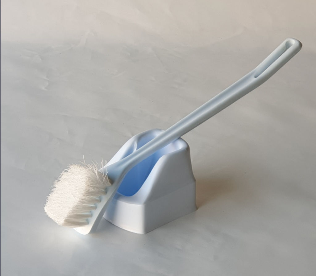 White golf-club shaped toilet brush and stand