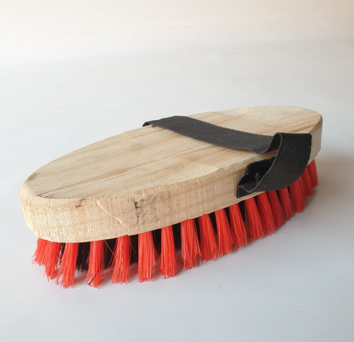 Body Brush with elastic strap