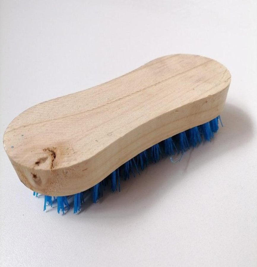 Small Wooden Chubby Brush