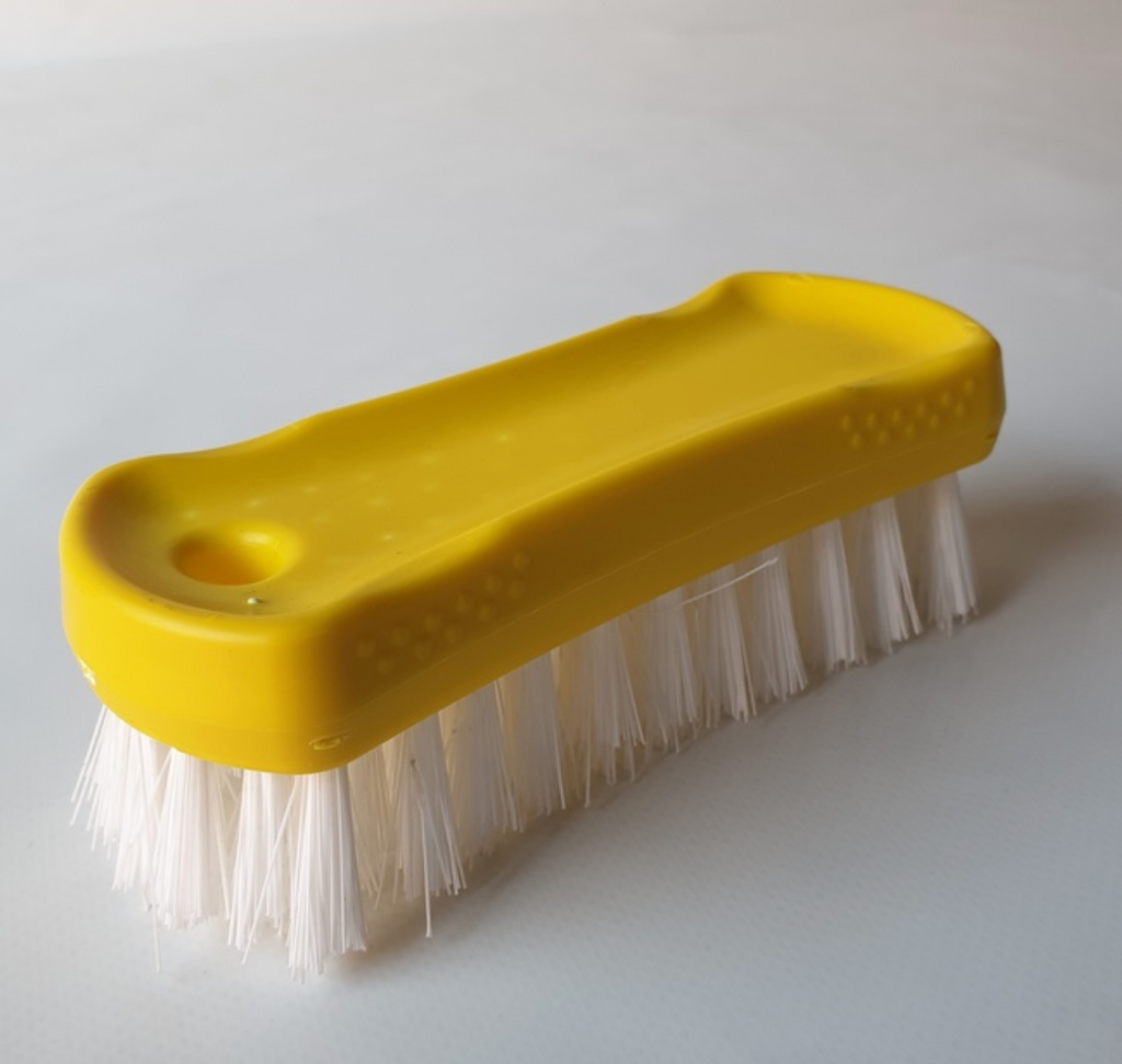 Small Plastic Chubby Brush